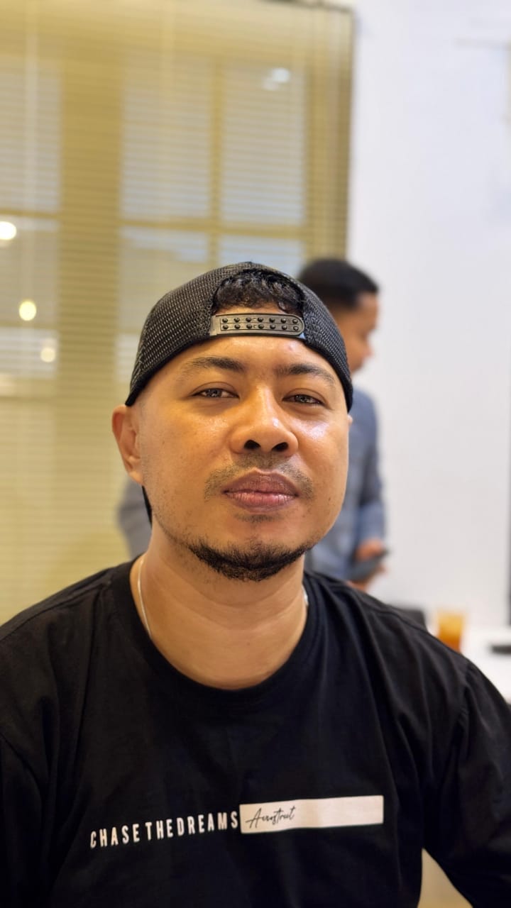 M. Ihsan, S.Kep., Ners Dukung Pembangunan Jalan Penghubung Kalbar–Kalteng Demi Akses Layanan Kesehatan yang Lebih Cepat M. Ihsan, S.Kep., Ners Dukung Pembangunan Jalan Penghubung Kalbar–Kalteng Demi Akses Layanan Kesehatan yang Lebih Cepat