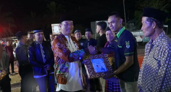 Semarak Gema Takbir Idul Fitri 1446 H di Kecamatan Balai Riam, Bupati Sukamara Hadir Langsung Saksikan Antusiasme Warga