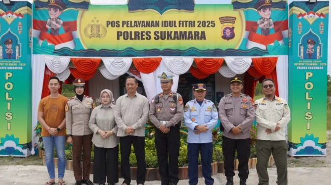 Jalin Kebersamaan di Hari Raya, Bupati Sukamara Laksanakan Silaturahmi dengan Masyarakat