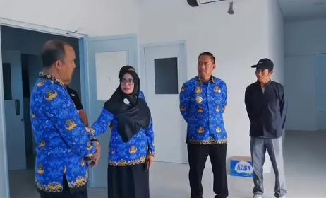 Bupati Sukamara Tinjau Pembangunan Labkesda: Tekankan Penyelesaian Tepat Waktu dan Pemanfaatan Maksimal untuk Masyarakat