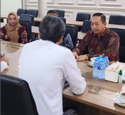 Pemkab Sukamara Bahas Pengembangan Kawasan Transmigrasi Jelai Bersama Menteri Transmigrasi RI Pemkab Sukamara Bahas Pengembangan Kawasan Transmigrasi Jelai Bersama Menteri Transmigrasi RI