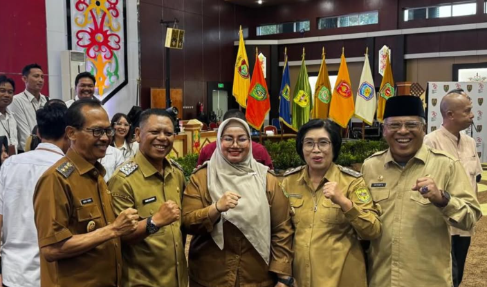 Pemkab Sukamara Hadiri Dialog Menteri Sosial RI Bersama Pilar Sosial se-Kalteng Pemkab Sukamara Hadiri Dialog Menteri Sosial RI Bersama Pilar Sosial se-Kalteng