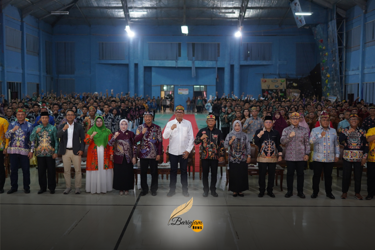 Bupati Sukamara Hadiri Renungan Malam Peringatan Sumpah Pemuda dan Ikrar Anak Bangsa Bupati Sukamara Hadiri Renungan Malam Peringatan Sumpah Pemuda dan Ikrar Anak Bangsa