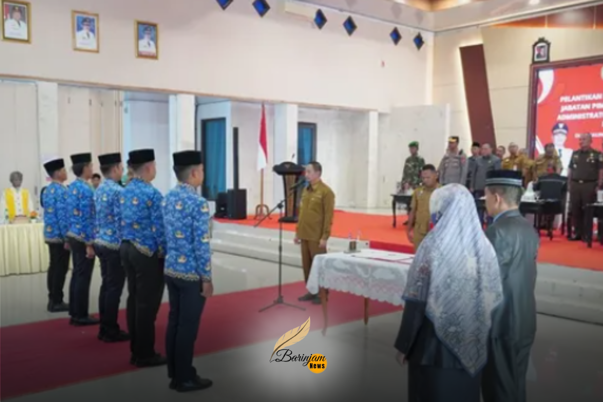Bupati Masduki Lantik Pejabat Baru: Tegaskan Profesionalisme dan Tanggung Jawab Pelayanan Publik Bupati Masduki Lantik Pejabat Baru: Tegaskan Profesionalisme dan Tanggung Jawab Pelayanan Publik