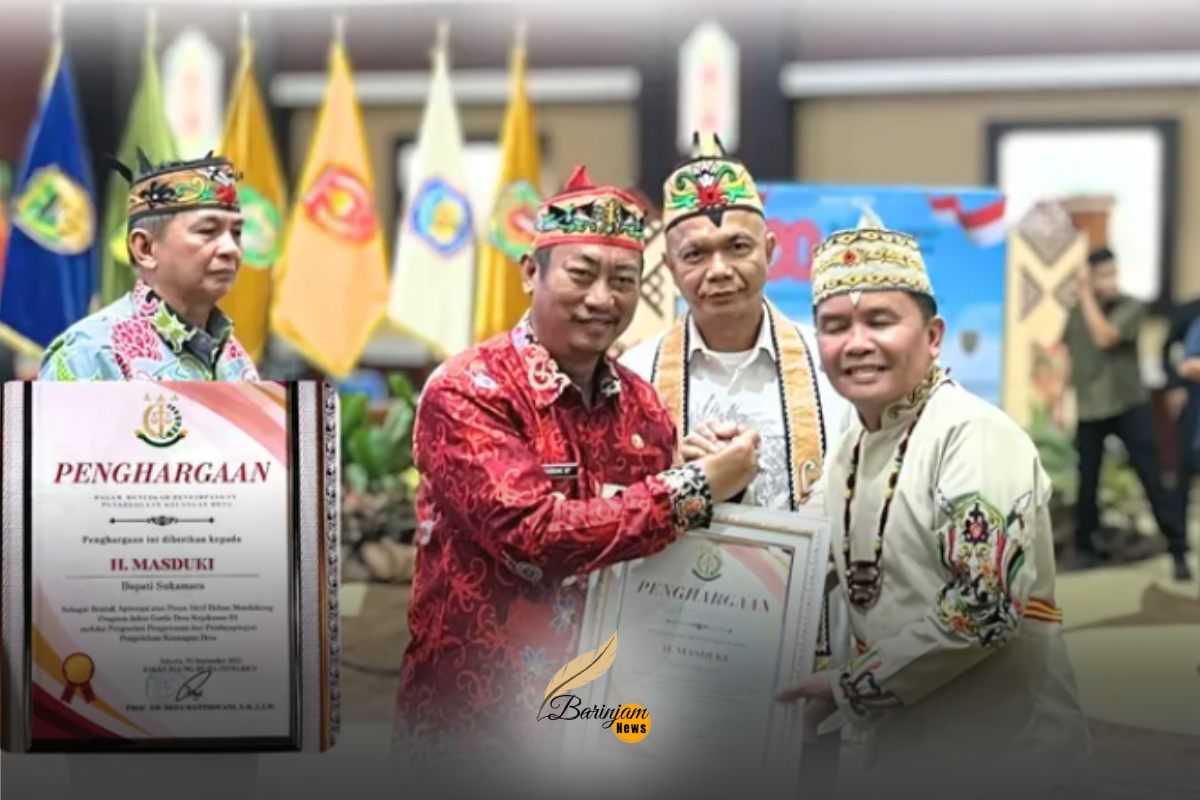 Bupati Sukamara Terima Penghargaan Jaksa Agung RI: Bukti Komitmen Penguatan Transparansi Keuangan Desa Bupati Sukamara Terima Penghargaan Jaksa Agung RI: Bukti Komitmen Penguatan Transparansi Keuangan Desa